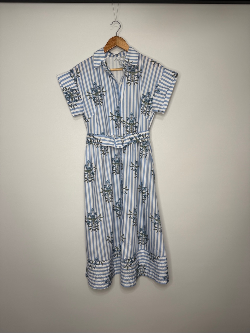 NWT Blue & White Striped Floral Shirt Dress with Belt Size Small